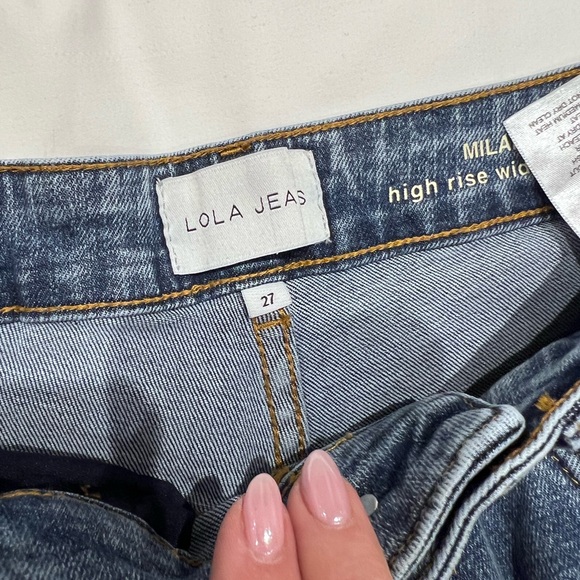Lola jeans size 27 high rise wide leg. Excellent condition. Milan style. - Picture 4 of 9